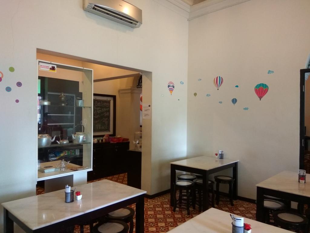 G Inn George Town  Kültér fotó