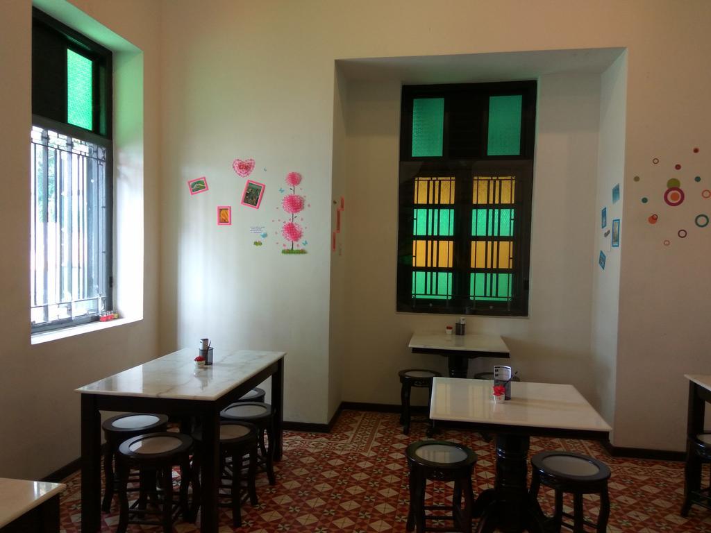 G Inn George Town  Kültér fotó