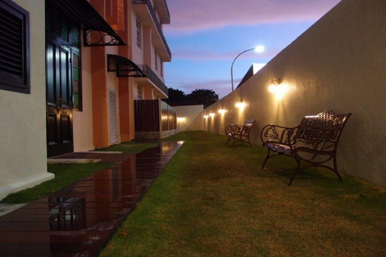 G Inn George Town  Kültér fotó