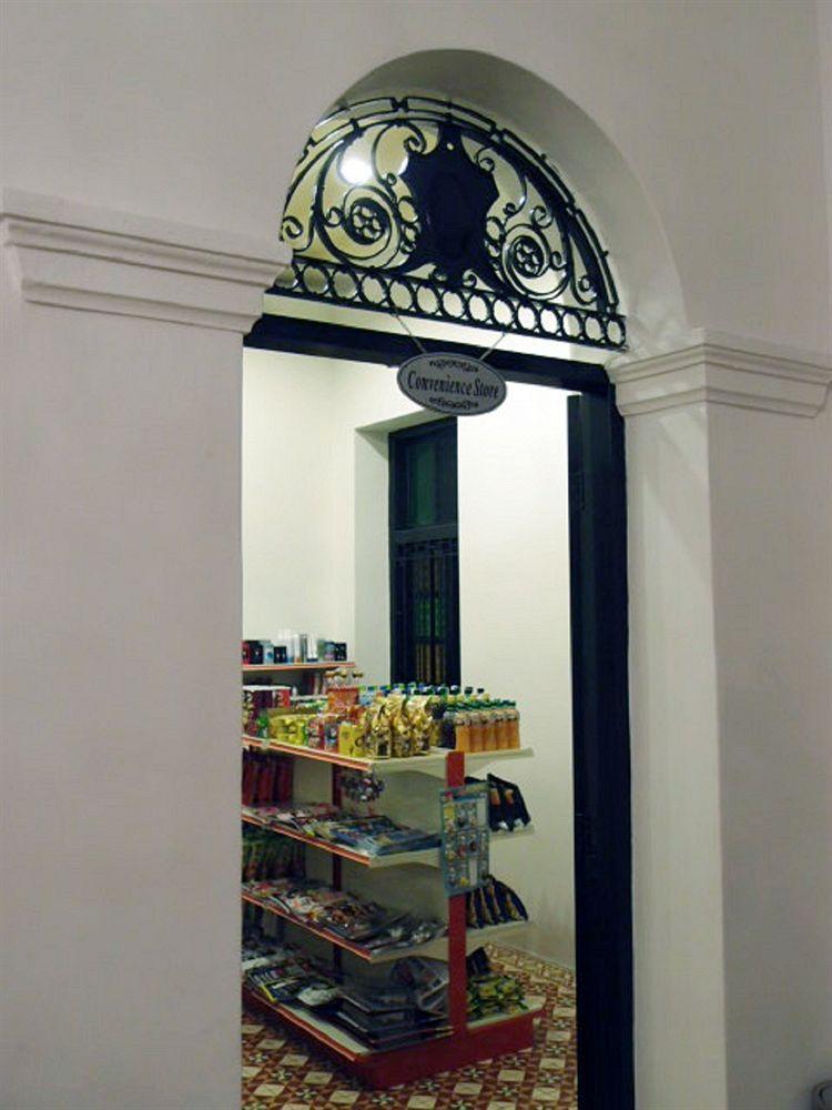 G Inn George Town  Kültér fotó