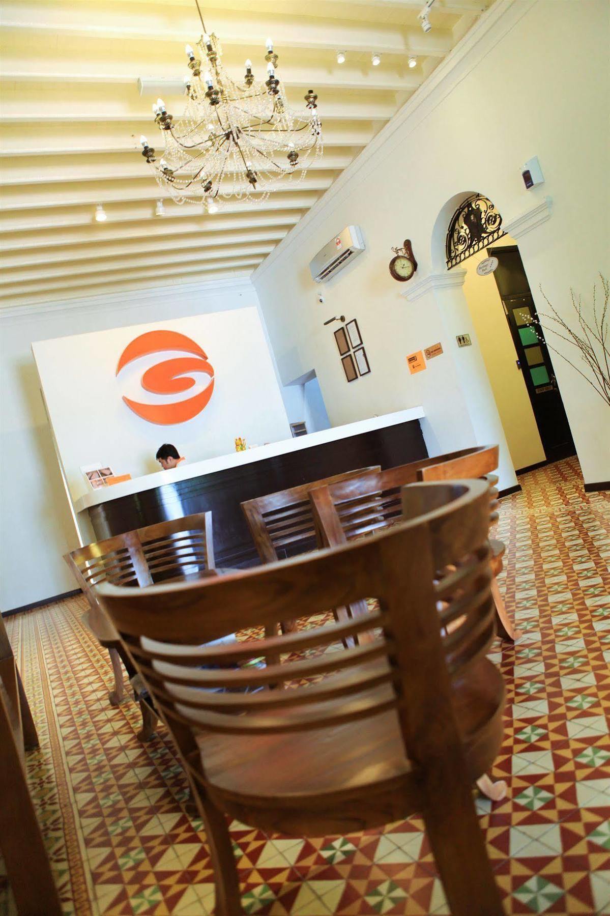 G Inn George Town  Kültér fotó